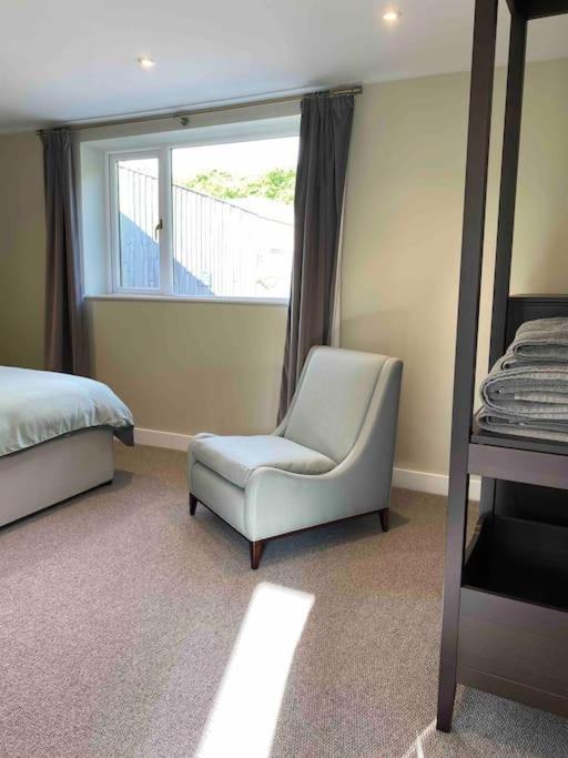 Larks Leaze Lodge, Steeple Ashton, Wiltshire โทรว์บริดจ์ ภายนอก รูปภาพ