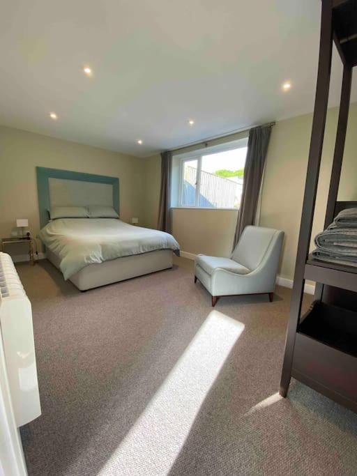 Larks Leaze Lodge, Steeple Ashton, Wiltshire โทรว์บริดจ์ ภายนอก รูปภาพ